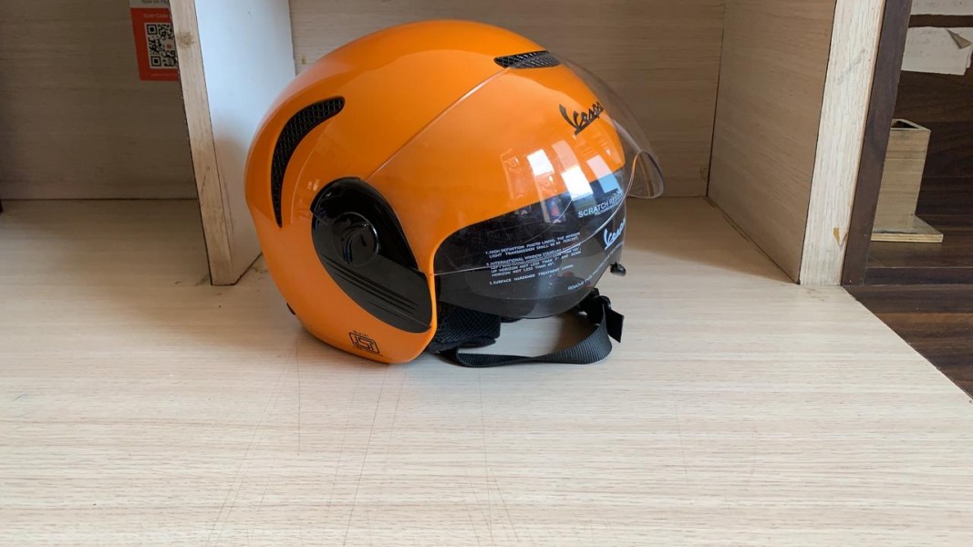 vespa orange helmet