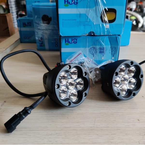 whi-fog-light-hjg-1633518043.png